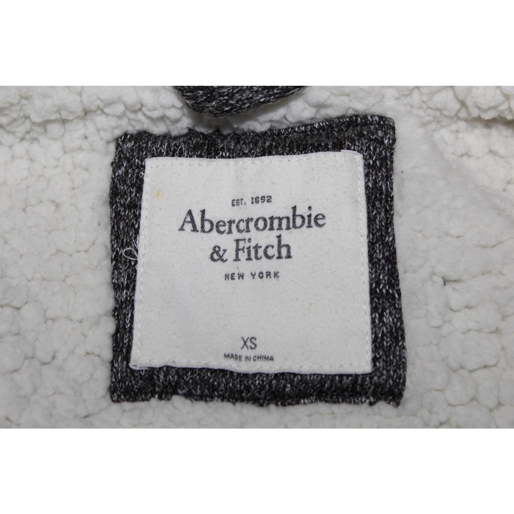 Women's Abercrombie & Fitch Gray Cream Sherpa Button Down Jacket Coat Size XS - Picture 4 of 6
